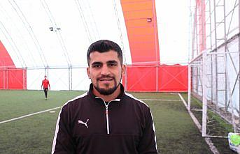 Minik futbolcular hayalini kurdukları malzemelerden depremzedeler için vazgeçti