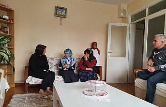 Ordu Valisi Sonel'in eşi depremzedeleri ziyaret etti