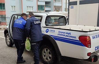 Samsun'a gelen depremzedelere yardımlar ulaştırılıyor