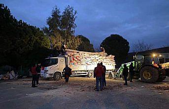 Samsun'dan depremzedelere yardım seferberliği sürüyor