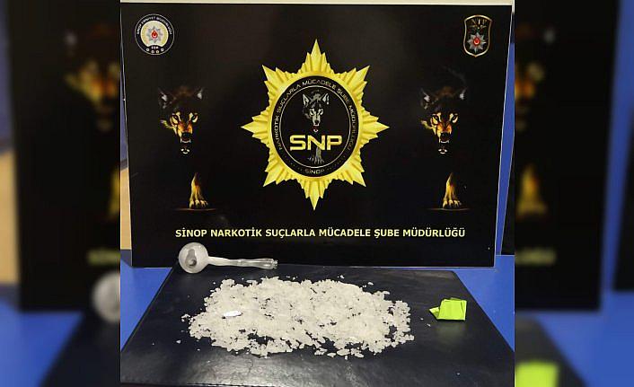 Sinop'ta uyuşturucu operasyonunda 3 zanlı yakalandı