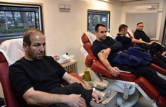 Trabzon, Rize, Ordu ve Giresun'da depremzedeler için kan bağışı