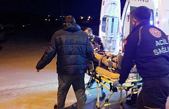 Çorum'da bıçaklı saldırıya uğrayan genç yaralandı