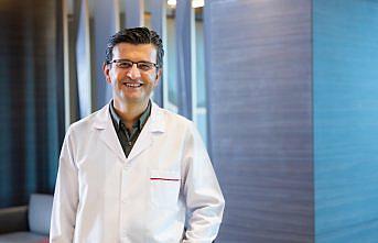 Koklear implant işitme kaybı yaşayanlar için etkili çözümler sunuyor