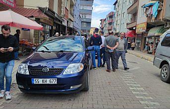 Salıpazarı'nda otomobilin çarptığı çocuk yaralandı