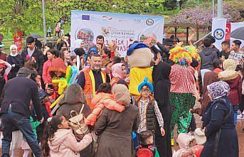 Trabzon'da yaşayan sığınmacı ve depremzede çocuklar için 23 Nisan etkinliği düzenlendi