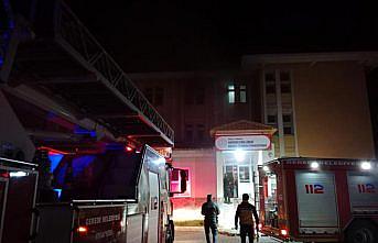 Bolu'da 70 öğrencinin kaldığı pansiyonda çıkan yangın söndürüldü