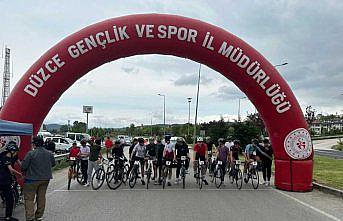 Düzce'de bisiklet yarışları düzenlendi