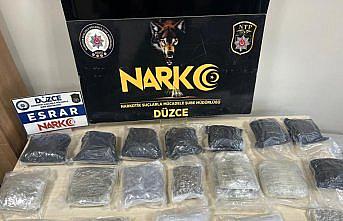 Düzce'de uyuşturucuyla yakalanan otobüs şoförü gözaltına alındı
