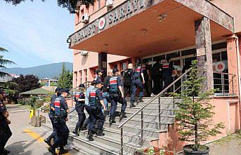 Karabük merkezli FETÖ operasyonunda yakalanan 13 şüpheliden 3'ü tutuklandı