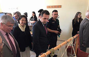 Kurucaşile Halk Eğitim Merkezi'nde yıl sonu sergisi açıldı