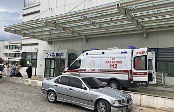 Kastamonu'da iki otomobilin çarpıştığı kazada 3 kişi yaralandı