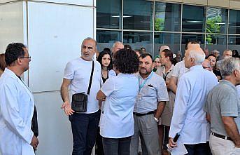 Samsun'da sağlık çalışanları doktora silah çekilmesini kınadı