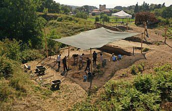 Belediye Başkanı Kılıç, İkiztepe Höyüğü kazı ekibini ziyaret etti