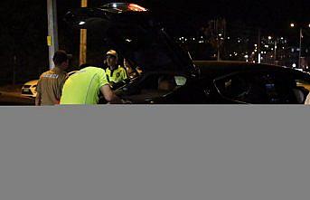 Düzce'de üniversite bölgesinde narkotik ve trafik denetimi