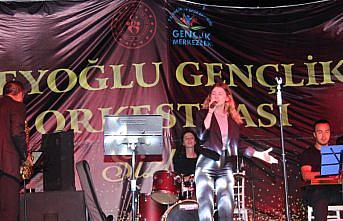 Taşova'da gençlik konseri düzenlendi