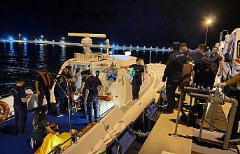 Bartın'da kruvaziyerde rahatsızlanan yolcu ve yaralanan mürettebat, tedavi edildi