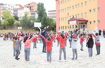Bayburt'ta ilkokullarda fiziksel aktivite etkinlikleri başladı