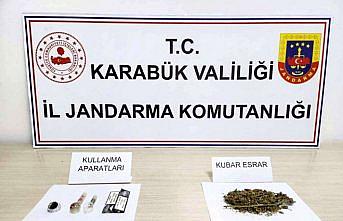 Karabük'te uyuşturucu operasyonunda 2 kişi yakalandı