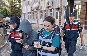 Nehir kenarında cesedi bulunan kişiyi öldürdüğü iddiasıyla yakalanan zanlı tutuklandı