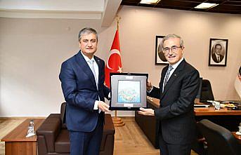 Vali Yavuz'dan KARDEMİR Yönetim Kurulu Başkanı Demir'e ziyaret