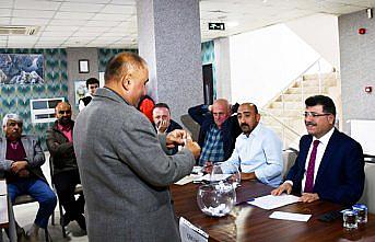 Vezirköprü'de yapımı tamamlanan Galericiler Sitesi için kura çekimi yapıldı