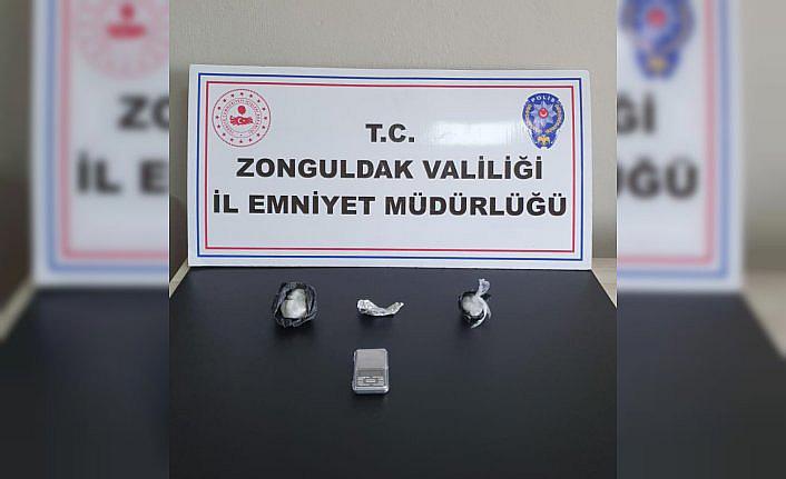 Zonguldak'ta uyuşturucuyla yakalanan 2 zanlı tutuklandı