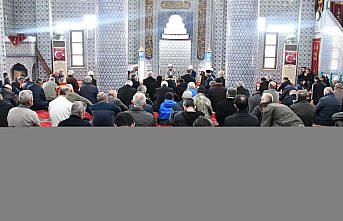 12 Kasım Düzce Depremi'nin 24. yılında hayatını kaybedenler anıldı