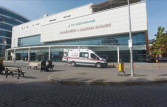 Karabük'te ağaçtan düşen kişi yaralandı