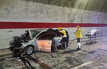 Rize'de Ovit Tüneli'ndeki trafik kazasında 3 kişi yaralandı