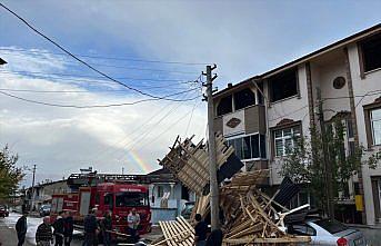 Samsun ve Tokat'ta fırtına hayatı olumsuz etkiledi