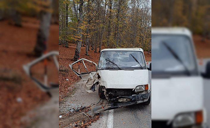 Tokat'ta minibüsün devrildiği kazada 1 kişi öldü, 1 kişi yaralandı