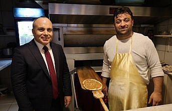 Artvin Valisi Ünsal esnafı ziyaret etti