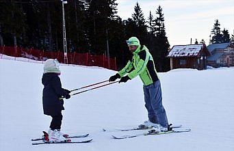 Artvin'deki Atabarı Kayak Merkezi'nde sezon açıldı