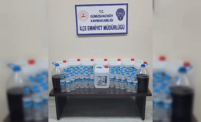 Amasya'da sahte içki operasyonunda 2 zanlı yakalandı