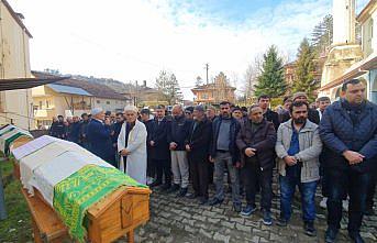 Bartın'da aynı gün ölen anne ile oğlu toprağa verildi