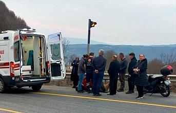 Bolu'da bariyere çarpan motosikletin sürücüsü yaralandı
