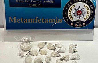 Çorum'da uyuşturucu ticareti yapan 3 kişi tutuklandı