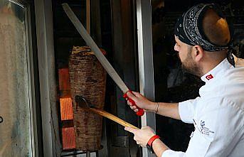 Cumhurbaşkanı Erdoğan'ın övgüsü Bayburtlu dönercileri sevindirdi