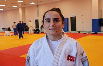 Dünya ve Avrupa şampiyonu görme engelli judocu Döndü Yeşilyurt'un hedefi olimpiyat: