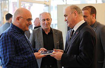 Düzce Belediye Başkanı Özlü, esnafa projelerini anlattı