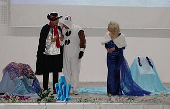 Havza'da çocuk oyunu “Karlar Kraliçesi“ sahnelendi