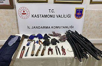 Kastamonu'da kablo hırsızlığından girdiği cezaevinden 2 ay önce tahliye olan zanlı, aynı suçtan tekrar tutuklandı