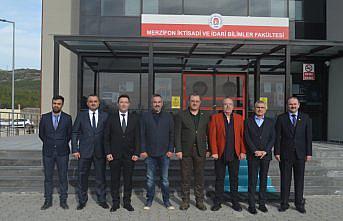 Milletvekili Çilez'den Merzifon MYO'ya ziyaret