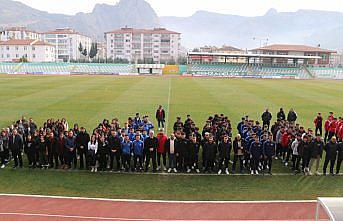 Okul Sporları Futbol Genç Kızlar ve Erkekler Grup Müsabakaları Amasya'da başladı
