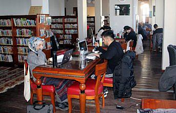 Sinop Dr. Rıza Nur İl Halk Kütüphanesi'nde okuyucu sayısı arttı