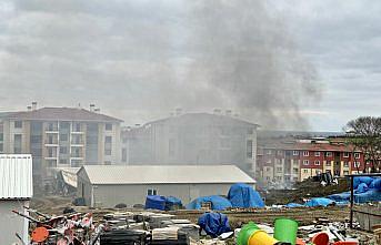 Sinop'ta TOKİ inşaat alanında çıkan yangın söndürüldü