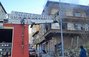 Sungurlu'da yangın çıkan evde hasar oluştu