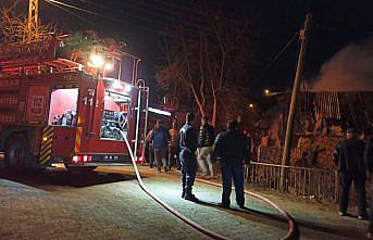 Tokat’ta çıkan yangında bir samanlık zarar gördü