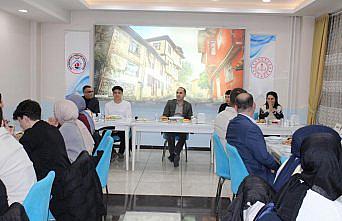 İskilip Kaymakamı Polat, YKS'ye hazırlanan öğrencilerle iftar yaptı